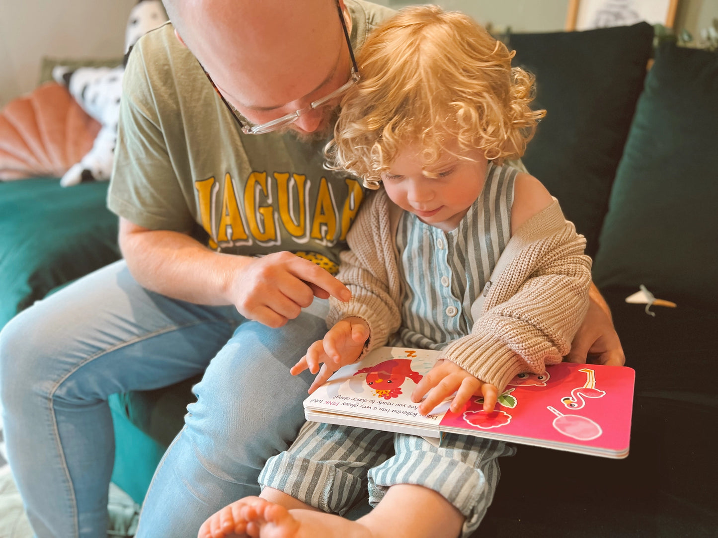 Ditty Bird First Sensory Book -Montessori- Touch the Colors