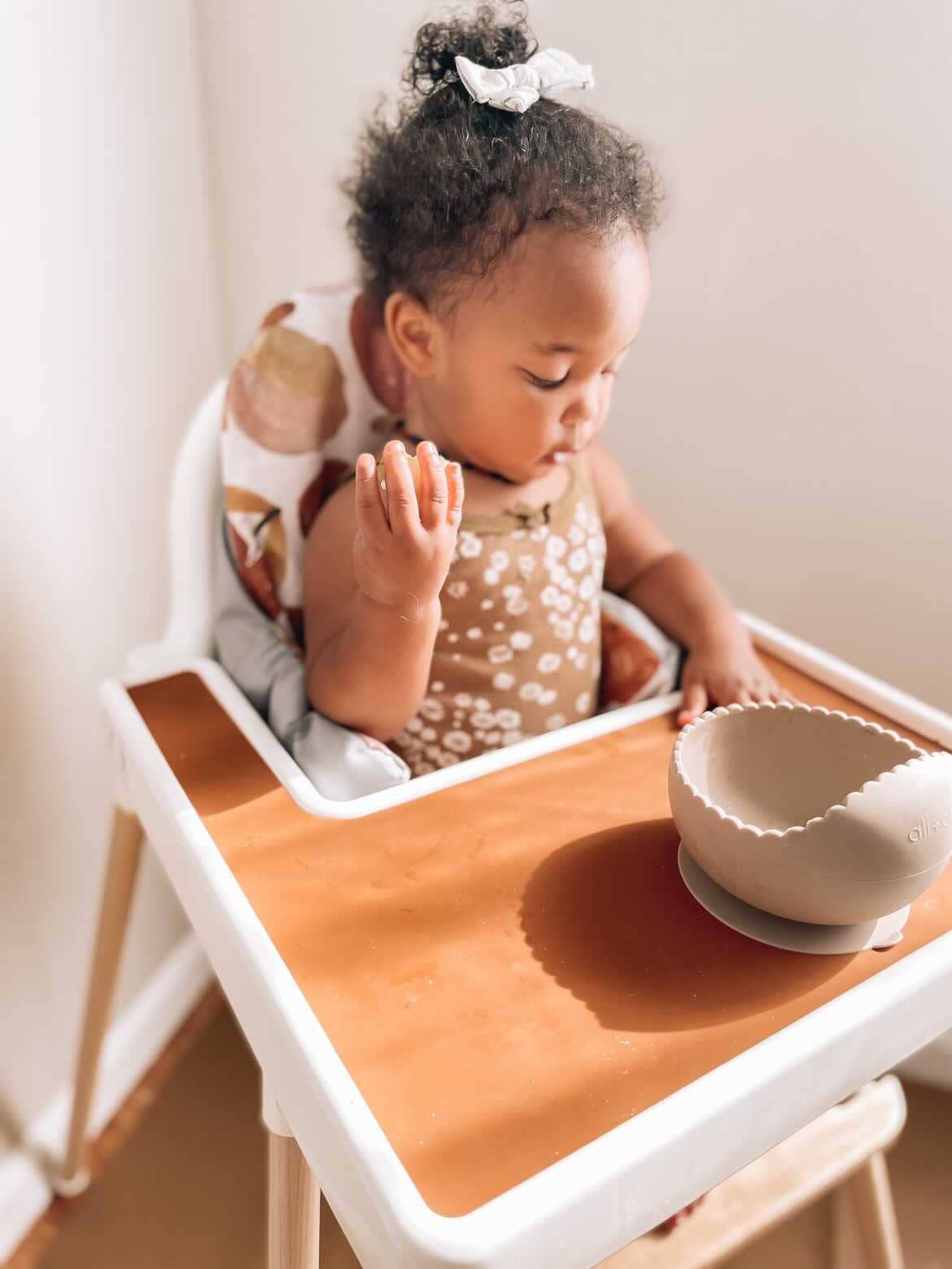 Ali+Oli Silicone Suction Bowl & Spoon Set (WAVY): Blush
